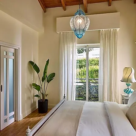 Отель Grecotel Eva Palace 5*